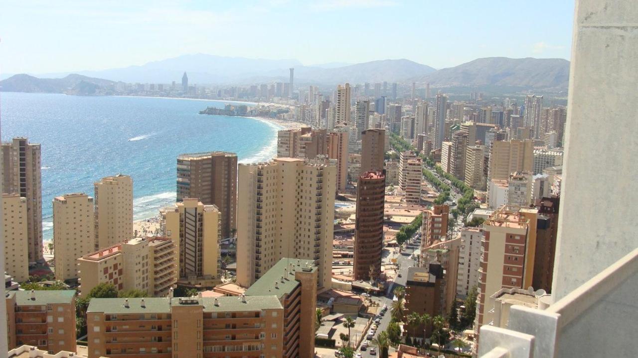 Vista Al Mar Apartment Benidorm Luaran gambar